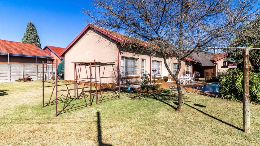 3 Bedroom Property for Sale in Cresslawn Gauteng