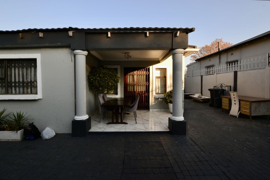 4 Bedroom Property for Sale in Malvern East Gauteng