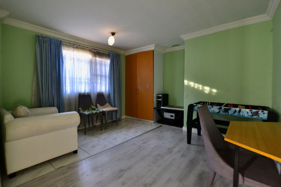 4 Bedroom Property for Sale in Malvern East Gauteng