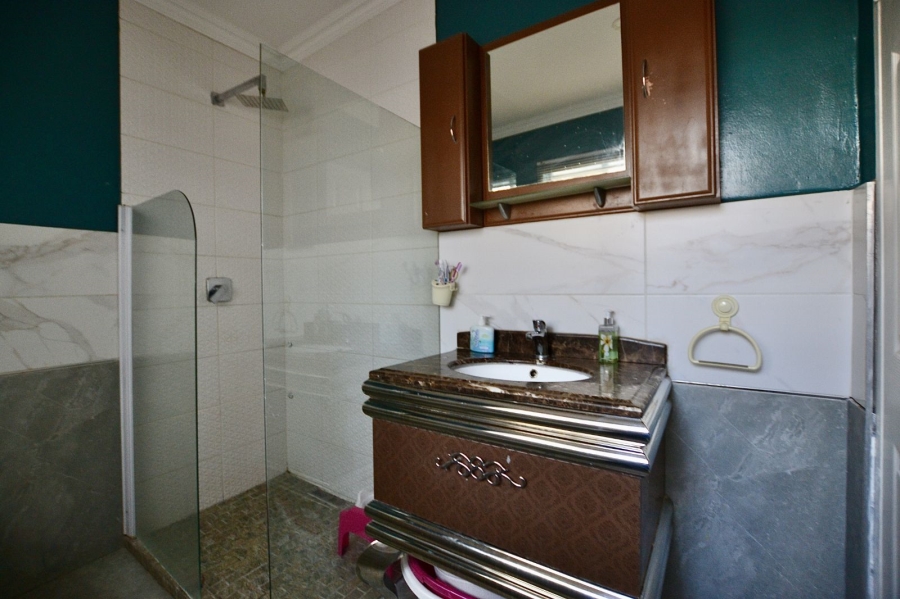 4 Bedroom Property for Sale in Malvern East Gauteng