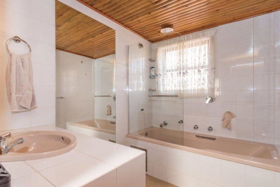 3 Bedroom Property for Sale in Morning Hill Gauteng