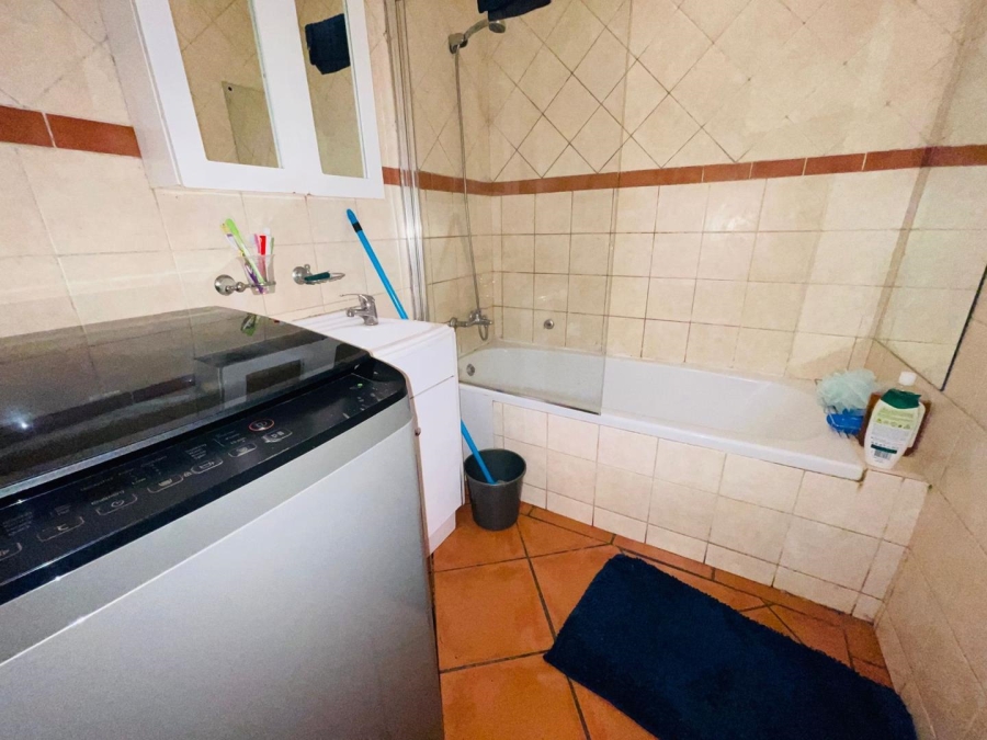 2 Bedroom Property for Sale in Bedford Gardens Gauteng
