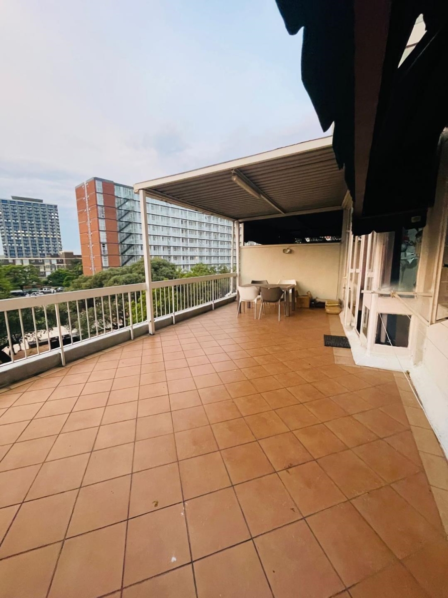 2 Bedroom Property for Sale in Bedford Gardens Gauteng
