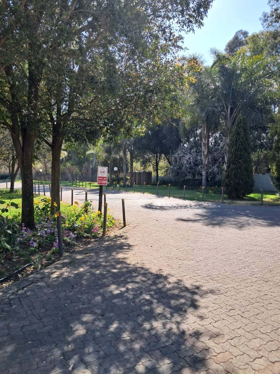 To Let 1 Bedroom Property for Rent in Paulshof Gauteng