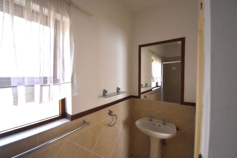 To Let 1 Bedroom Property for Rent in Pineslopes Gauteng