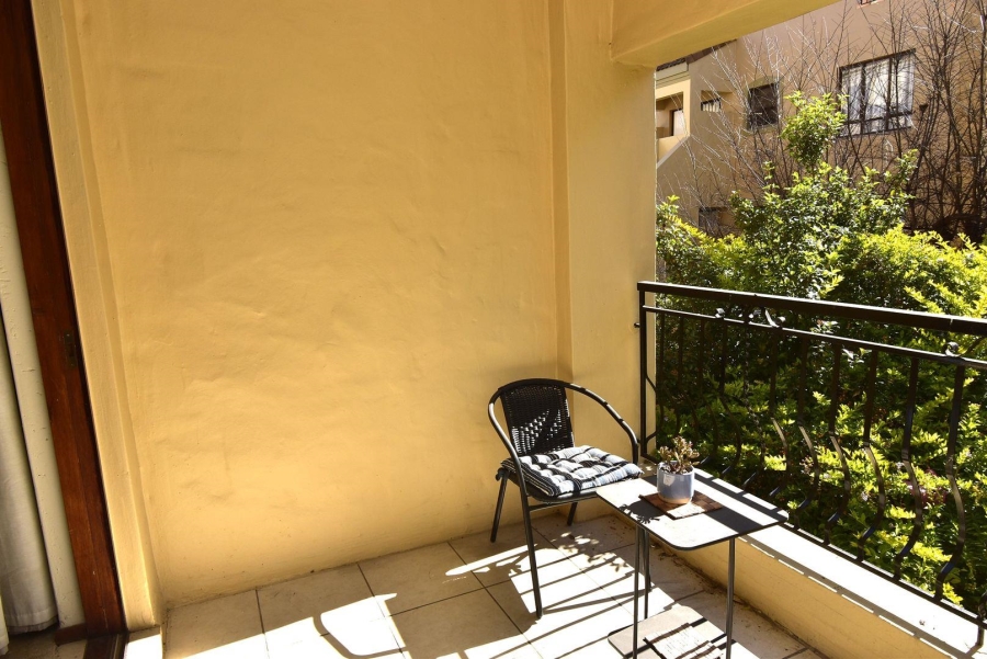 To Let 1 Bedroom Property for Rent in Pineslopes Gauteng