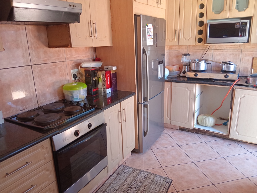 3 Bedroom Property for Sale in Birch Acres Gauteng