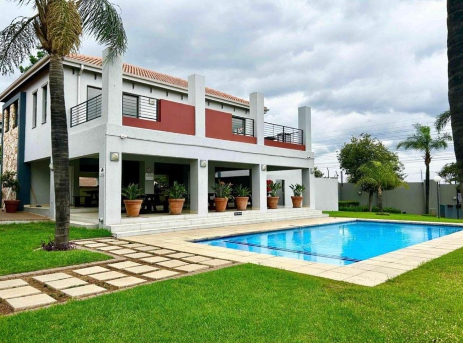 2 Bedroom Property for Sale in Barbeque Downs Gauteng