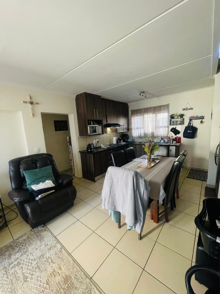 3 Bedroom Property for Sale in Barbeque Downs Gauteng
