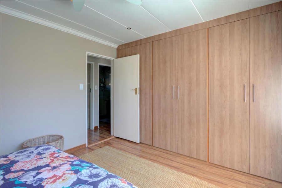 3 Bedroom Property for Sale in Garsfontein Gauteng
