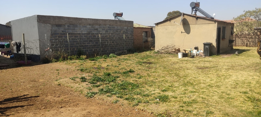 1 Bedroom Property for Sale in Chief A. Luthuli Park Gauteng