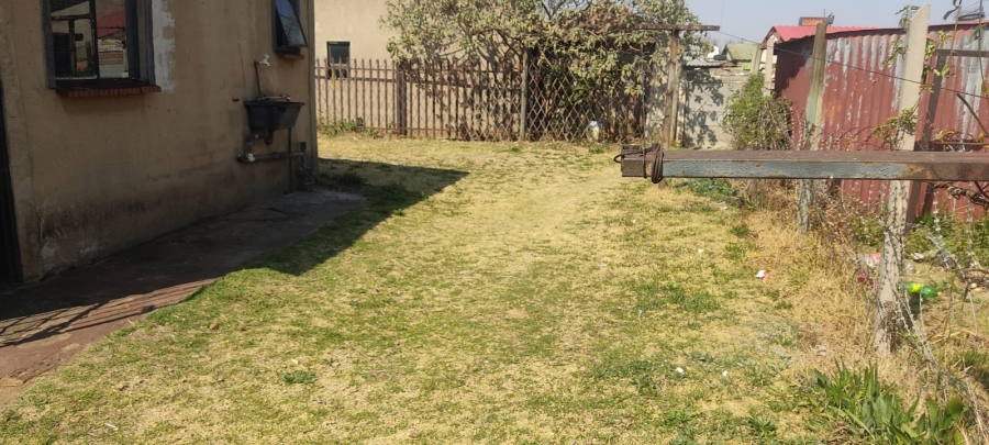 1 Bedroom Property for Sale in Chief A. Luthuli Park Gauteng