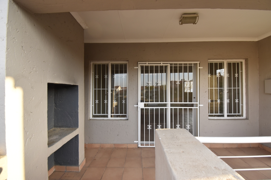 3 Bedroom Property for Sale in North Riding Gauteng