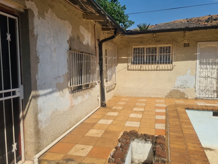 4 Bedroom Property for Sale in Bezuidenhout Valley Gauteng