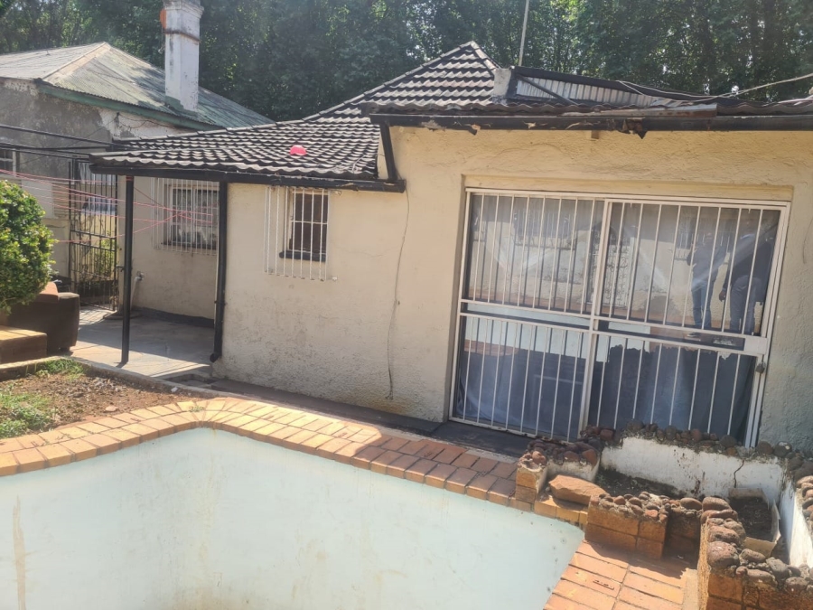 4 Bedroom Property for Sale in Bezuidenhout Valley Gauteng