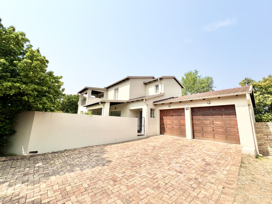 3 Bedroom Property for Sale in Kyalami Hills Gauteng