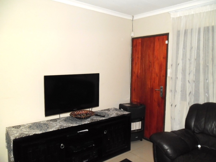 3 Bedroom Property for Sale in Dawn Park Gauteng