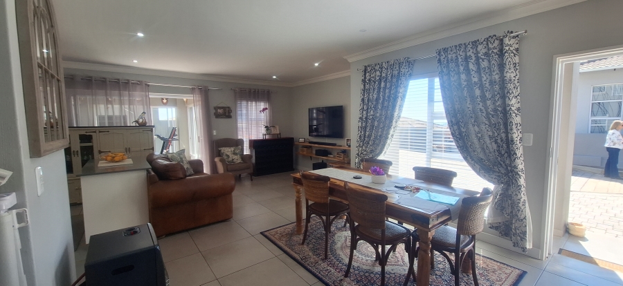 3 Bedroom Property for Sale in Noordheuwel Gauteng