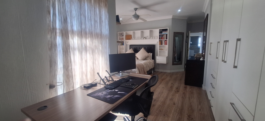 3 Bedroom Property for Sale in Noordheuwel Gauteng