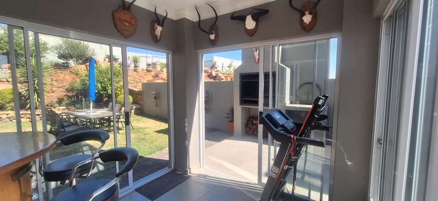 3 Bedroom Property for Sale in Noordheuwel Gauteng