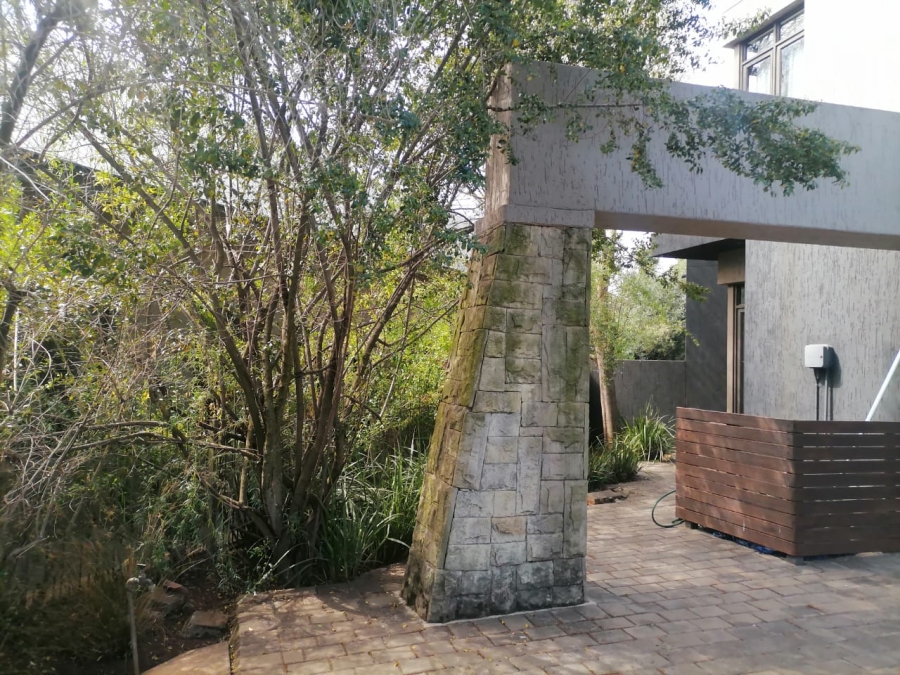 5 Bedroom Property for Sale in Serengeti Lifestyle Estate Gauteng