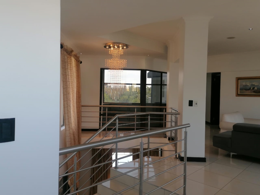 5 Bedroom Property for Sale in Serengeti Lifestyle Estate Gauteng