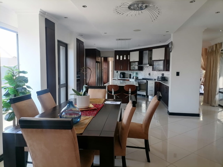 5 Bedroom Property for Sale in Serengeti Lifestyle Estate Gauteng