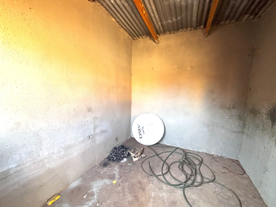 5 Bedroom Property for Sale in Elindinga Gauteng