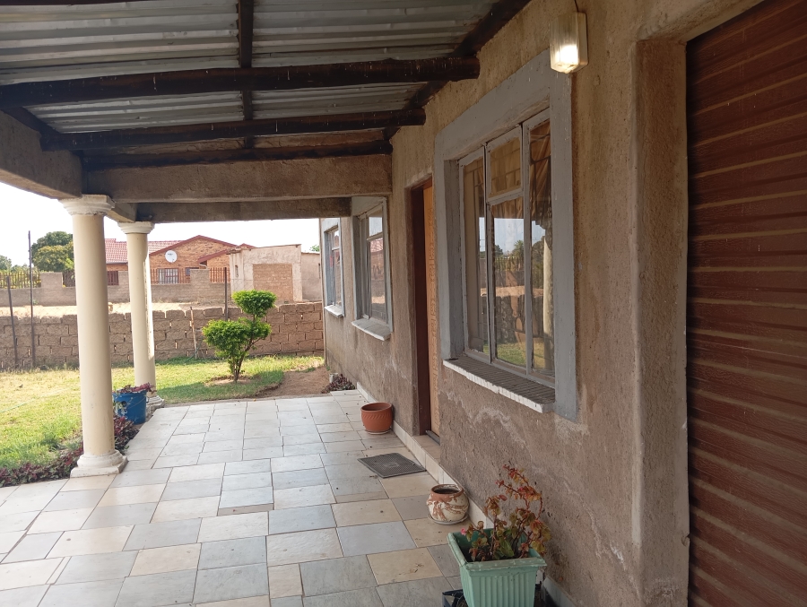 2 Bedroom Property for Sale in Winterveldt Gauteng