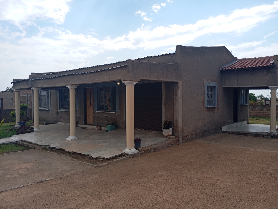 2 Bedroom Property for Sale in Winterveldt Gauteng