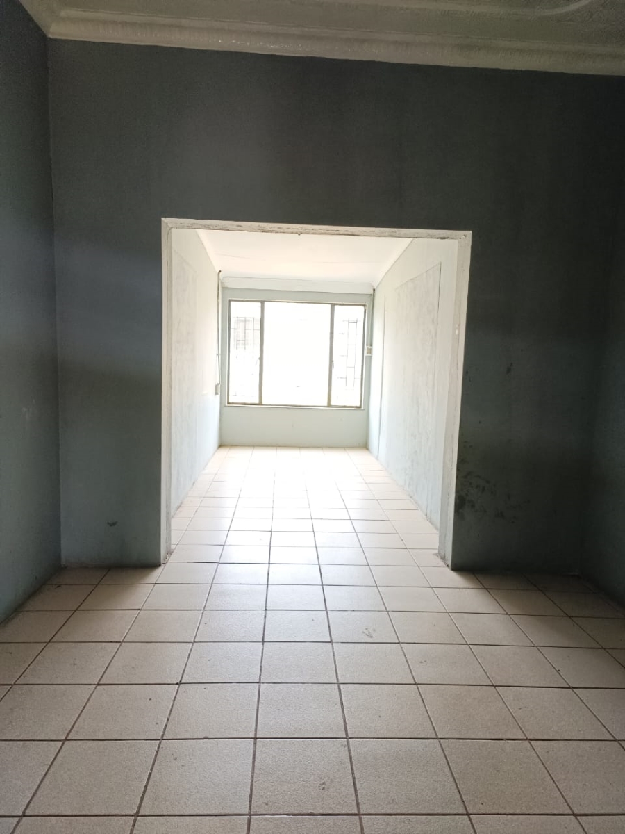 6 Bedroom Property for Sale in Randgate Gauteng