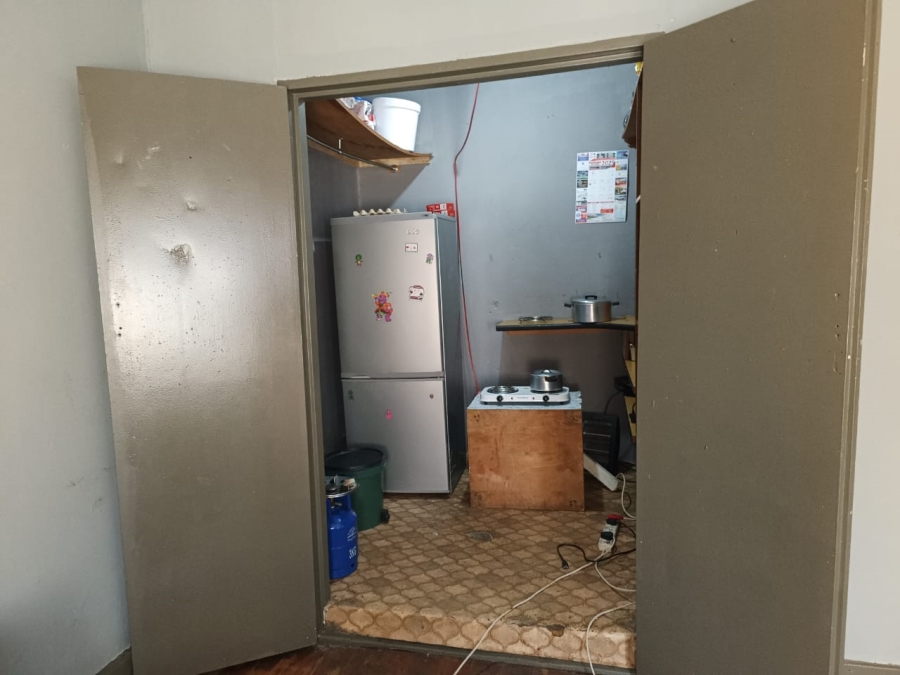 6 Bedroom Property for Sale in Randgate Gauteng
