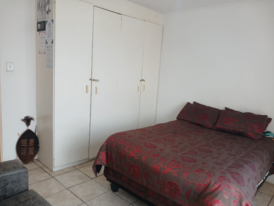 2 Bedroom Property for Sale in Randgate Gauteng
