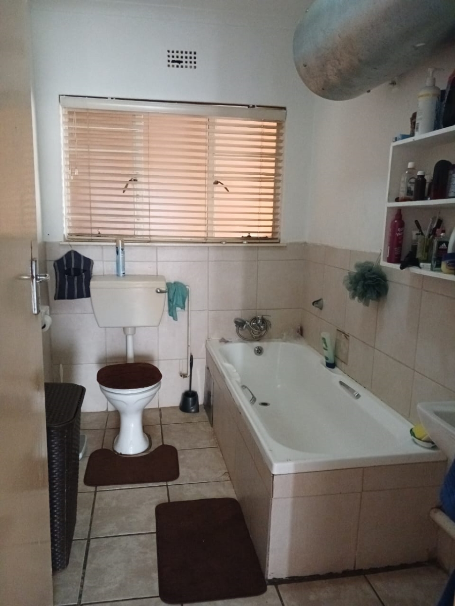 2 Bedroom Property for Sale in Randgate Gauteng