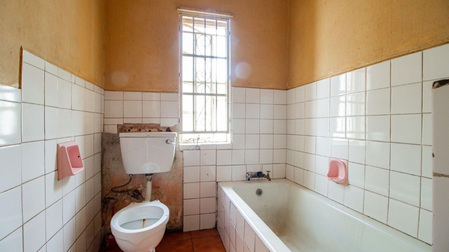 Commercial Property for Sale in Kempton Park Central Gauteng