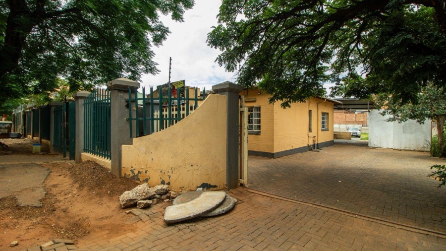 Commercial Property for Sale in Kempton Park Central Gauteng