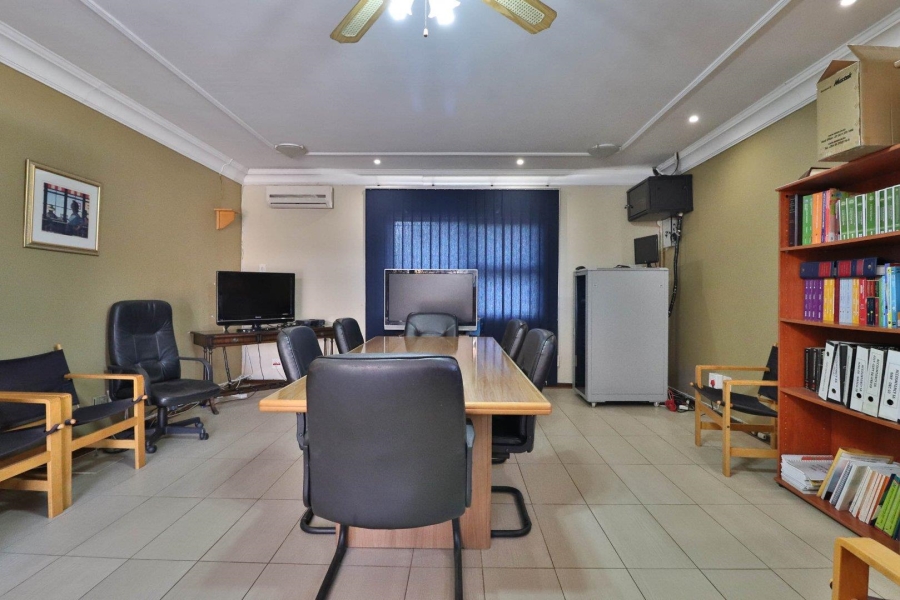 7 Bedroom Property for Sale in Linmeyer Gauteng