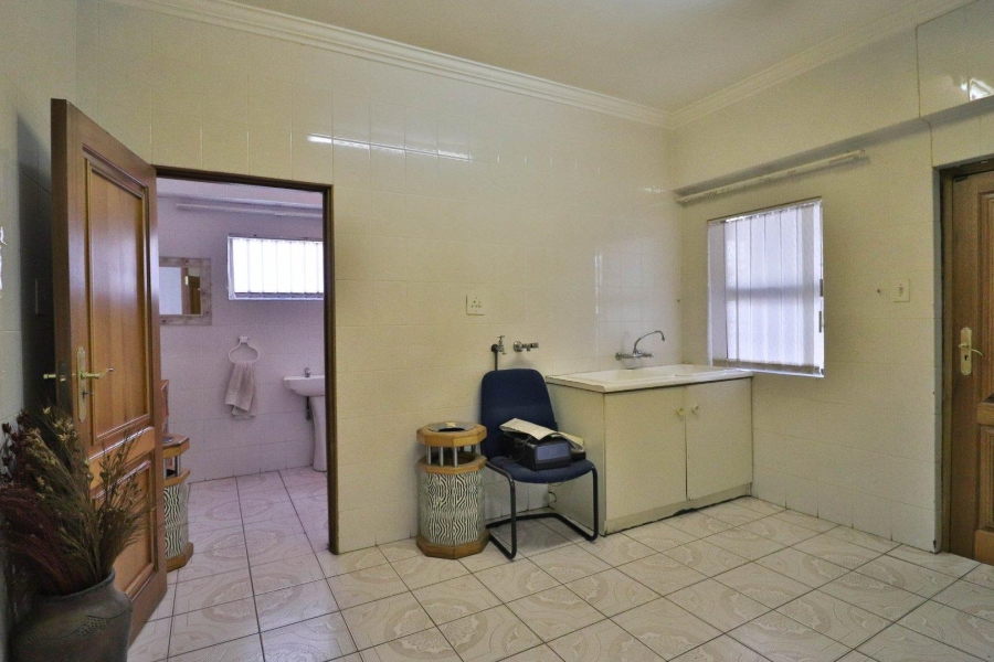 7 Bedroom Property for Sale in Linmeyer Gauteng