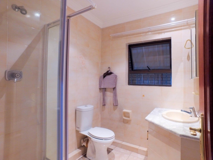 7 Bedroom Property for Sale in Linmeyer Gauteng
