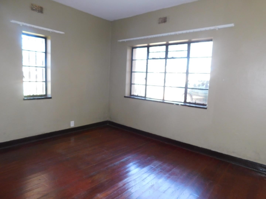 To Let 1 Bedroom Property for Rent in Turffontein Gauteng