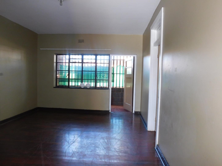 To Let 1 Bedroom Property for Rent in Turffontein Gauteng
