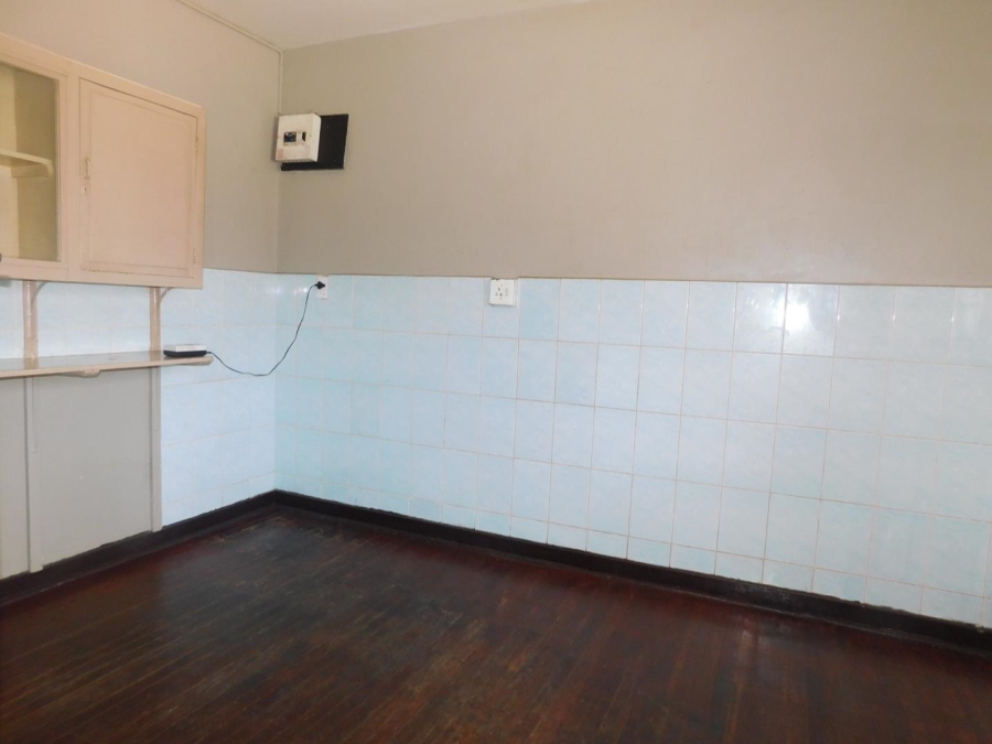 To Let 1 Bedroom Property for Rent in Turffontein Gauteng