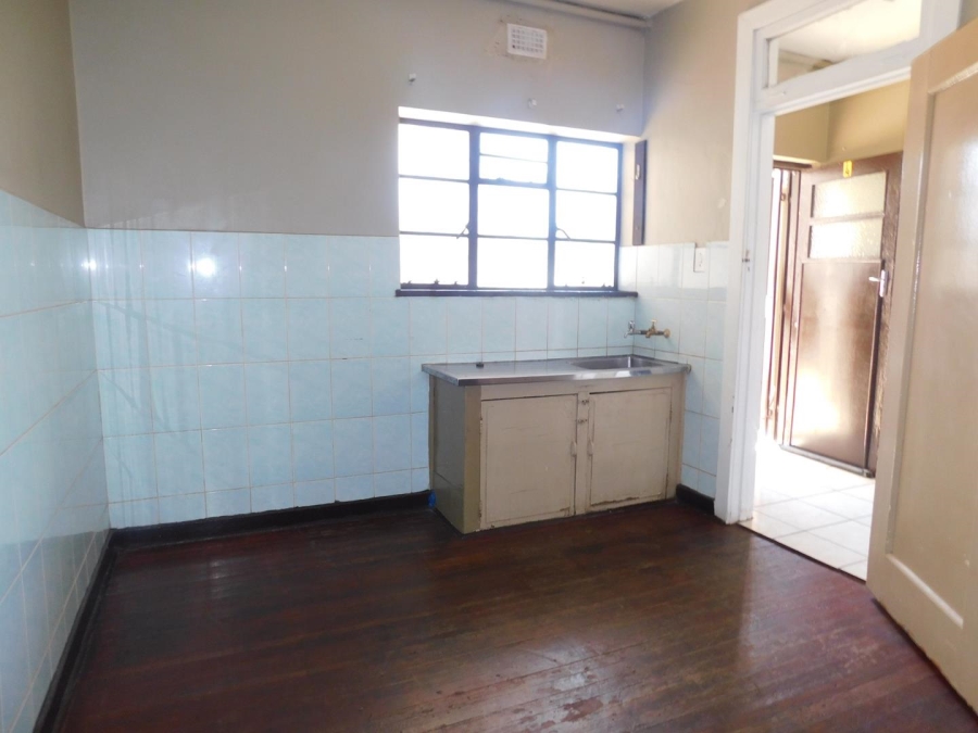To Let 1 Bedroom Property for Rent in Turffontein Gauteng