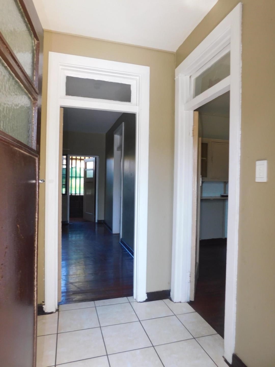 To Let 1 Bedroom Property for Rent in Turffontein Gauteng