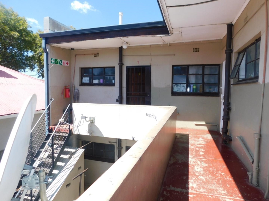To Let 1 Bedroom Property for Rent in Turffontein Gauteng
