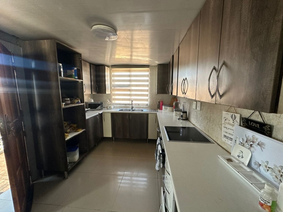 3 Bedroom Property for Sale in Rust Ter Vaal Gauteng