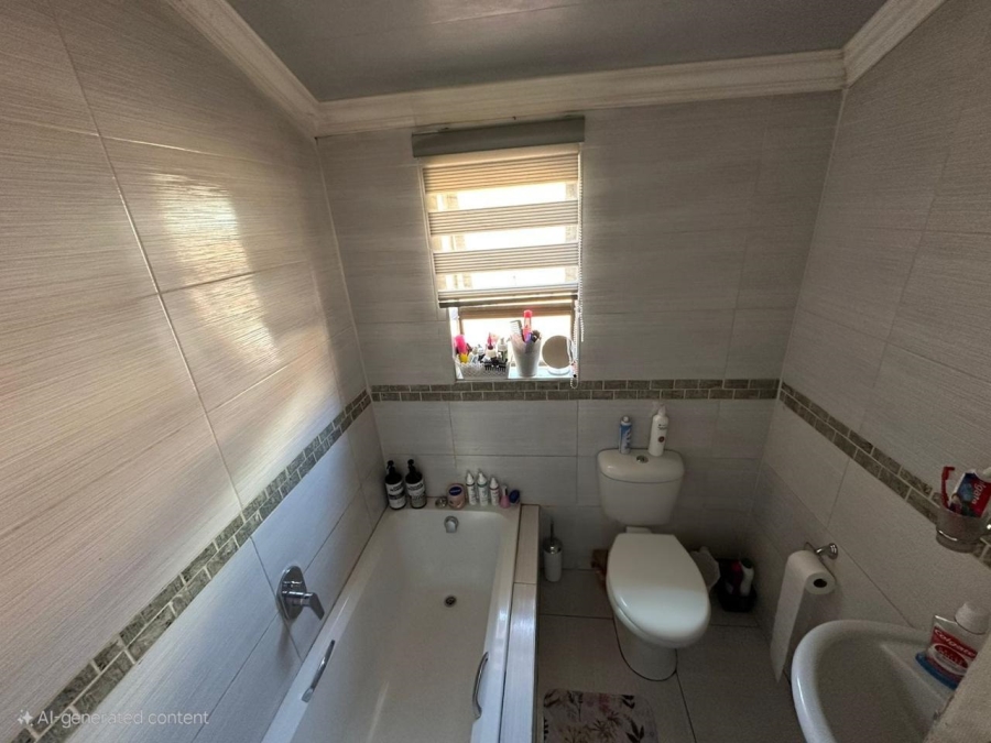 3 Bedroom Property for Sale in Rust Ter Vaal Gauteng