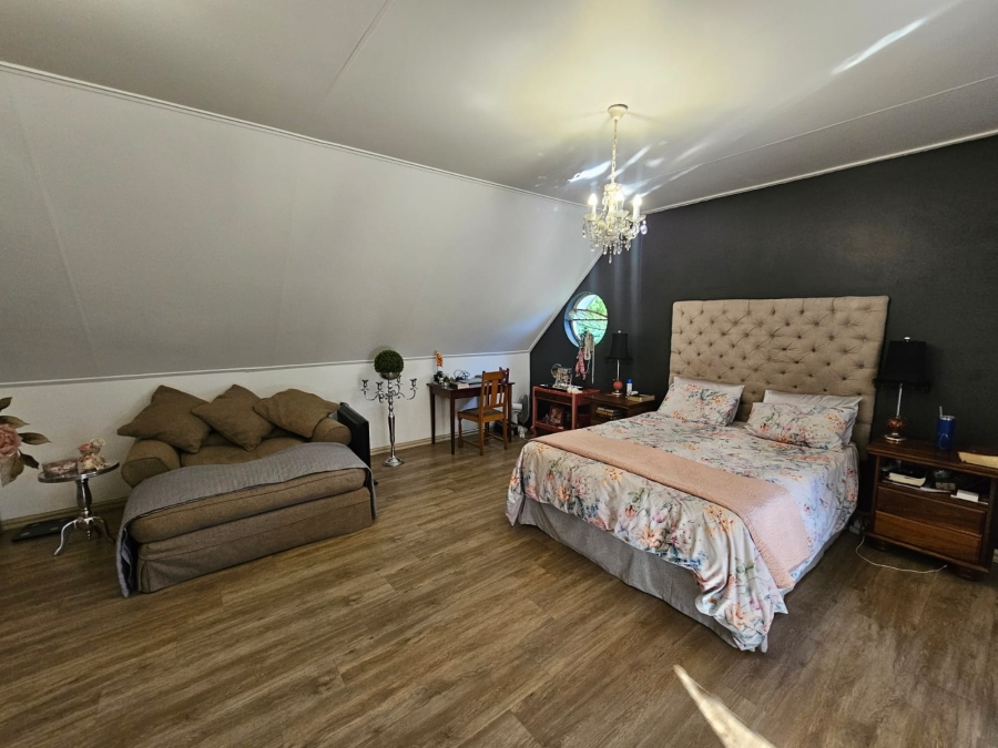 4 Bedroom Property for Sale in Peacehaven Gauteng