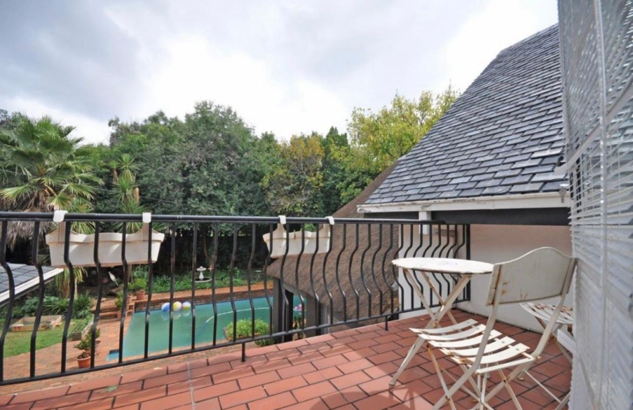 4 Bedroom Property for Sale in Peacehaven Gauteng