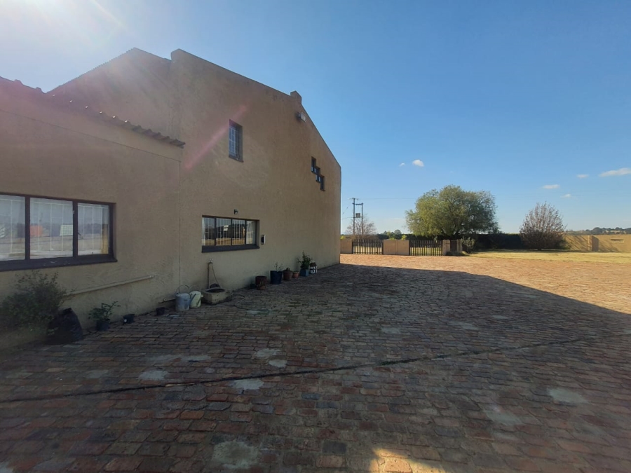 4 Bedroom Property for Sale in Steelview Gauteng